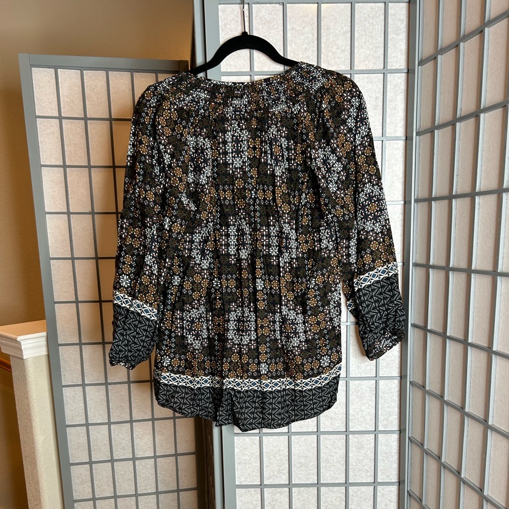 NWT Anthropologie 11-1-Tylho Black and Brown Patterned Top - Picture 5 of 5